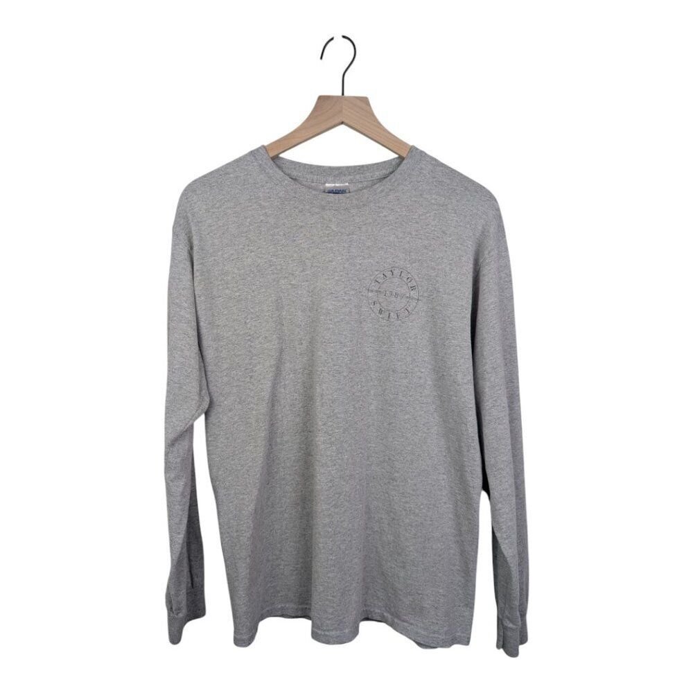 Taylor Swift 1989 World Tour Long Sleeved T-shirt, Gray, Medium